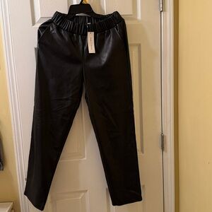 Black Ankle Cropped Pants